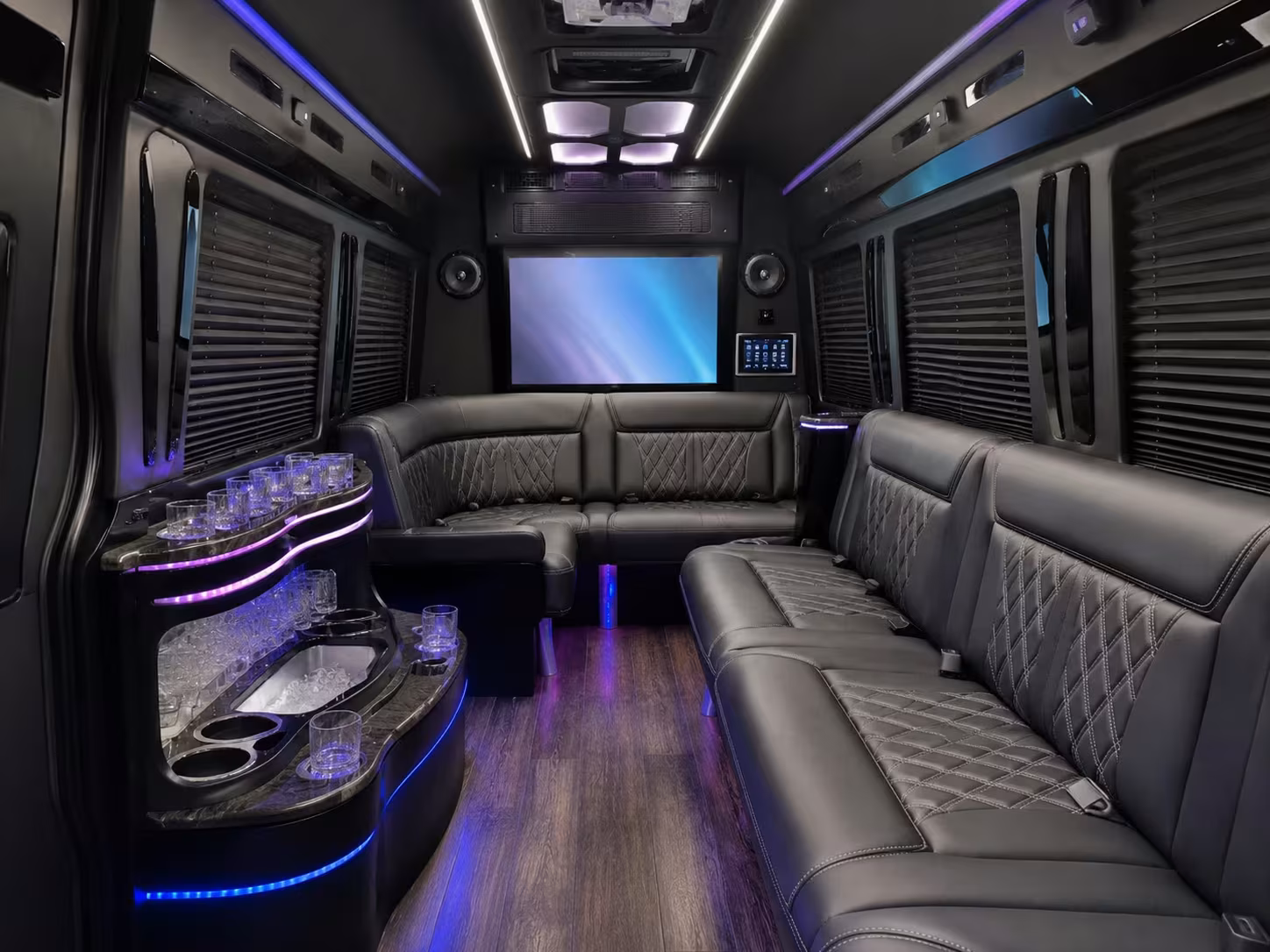 bus rental options for pomona trips