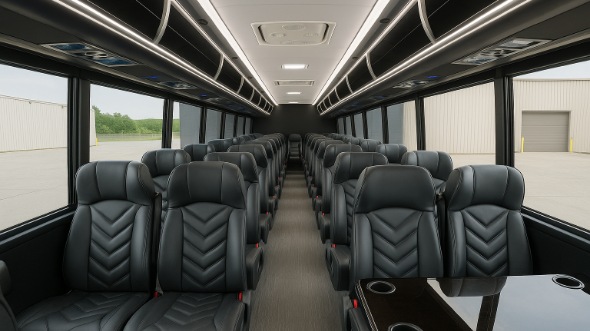 pomona 18 passenger minibus rental